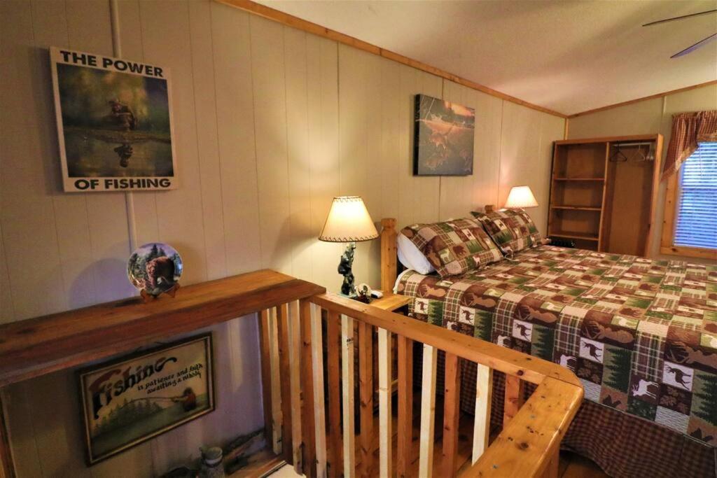 Cute Cabin Creek & Firepit #12 Helen Bagian luar foto